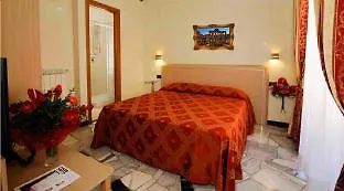 Hotel Campidoglio Roma 3*,  Italia