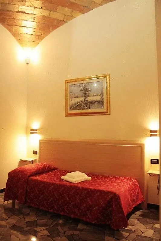 Hotel Campidoglio Roma 3*,
